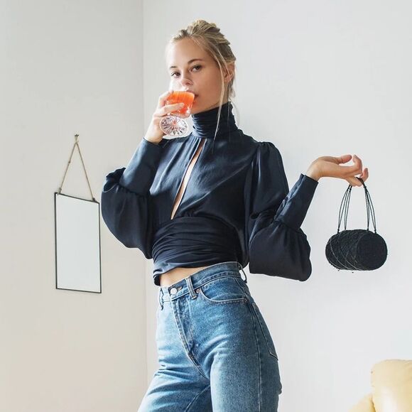 ORSEUND IRIS Night Out Top in Midnight - Picture 2 of 13